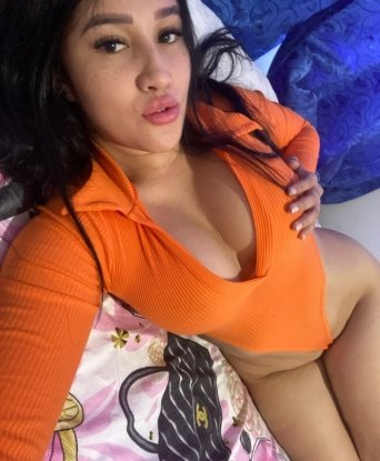 Эмилия, 23 года, 3 размер груди